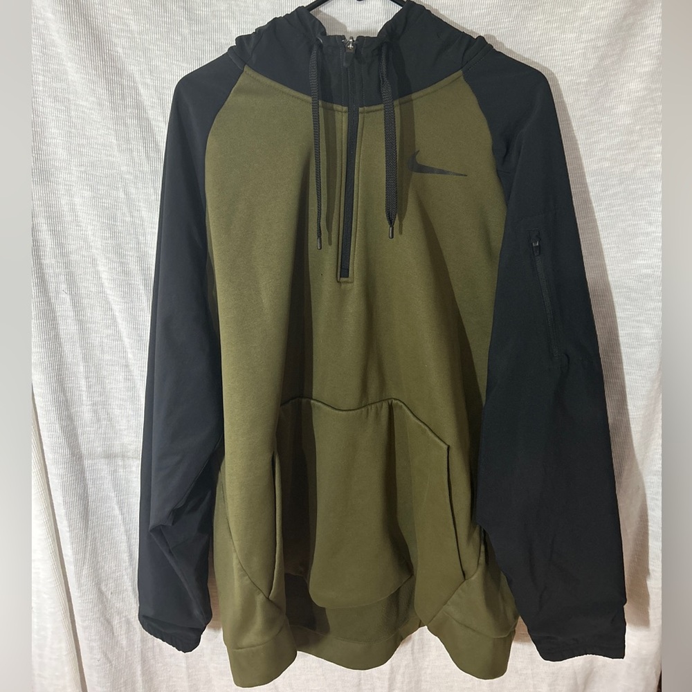 NIKE Mens Dri Fit Pullover Performance Hoodie